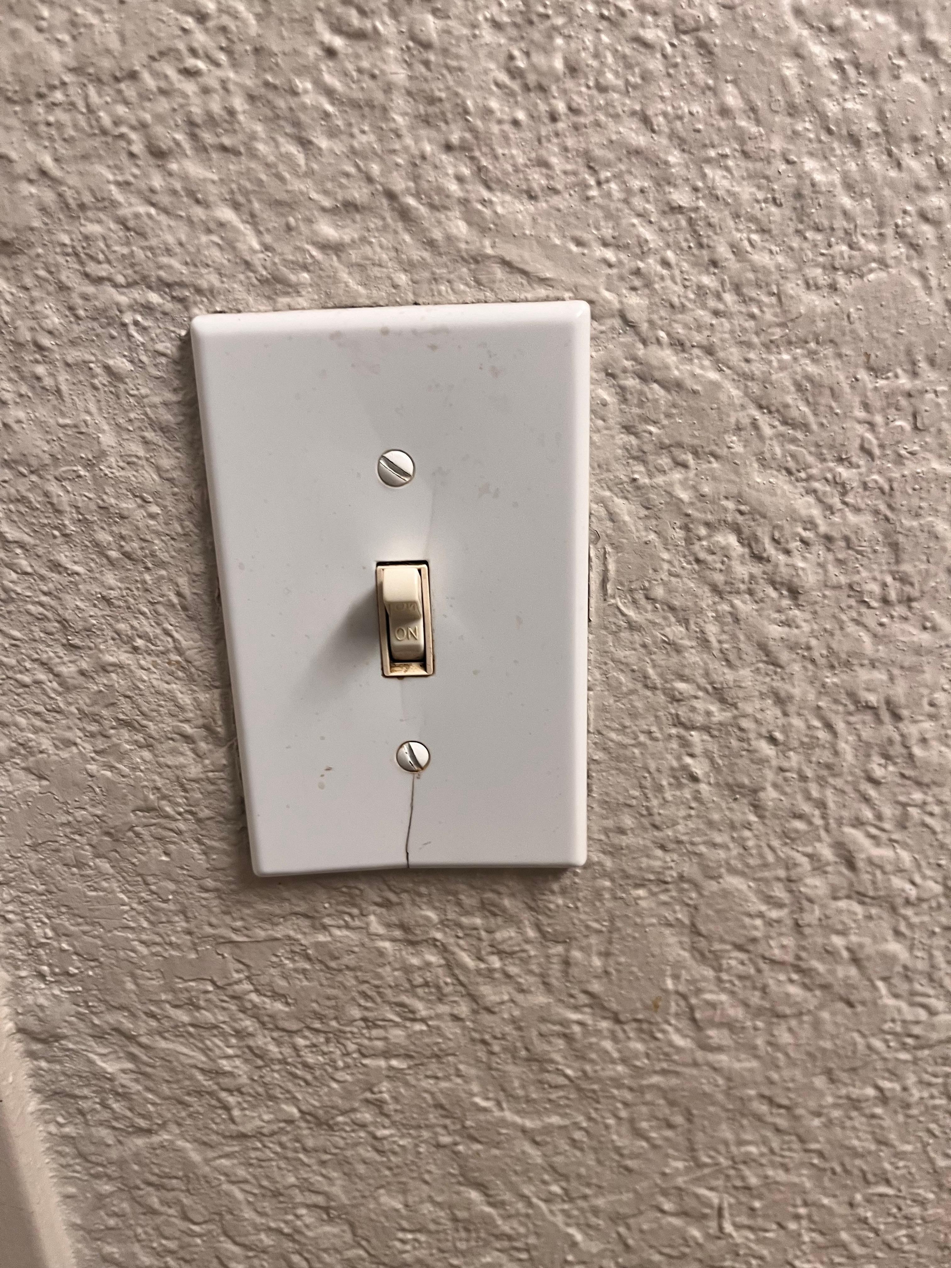 Light outlet was dirty 