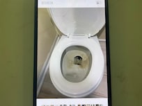 Filth in the 2nd bathroom