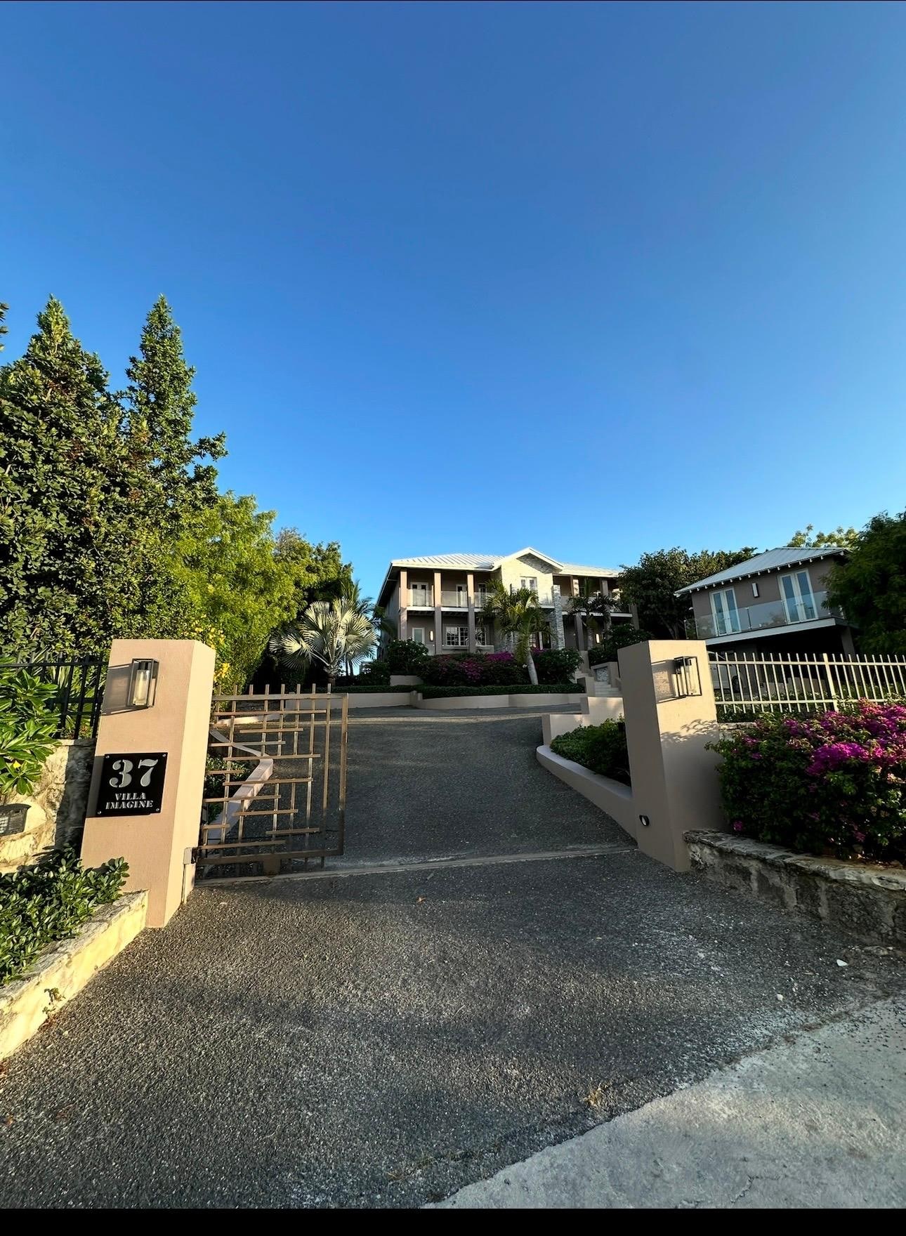 Pulled up to a beautiful home!