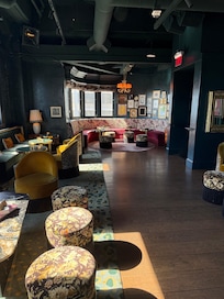 Starlight lounge