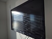 Grudge dirty tv that had sound problems kept going up and down in volume