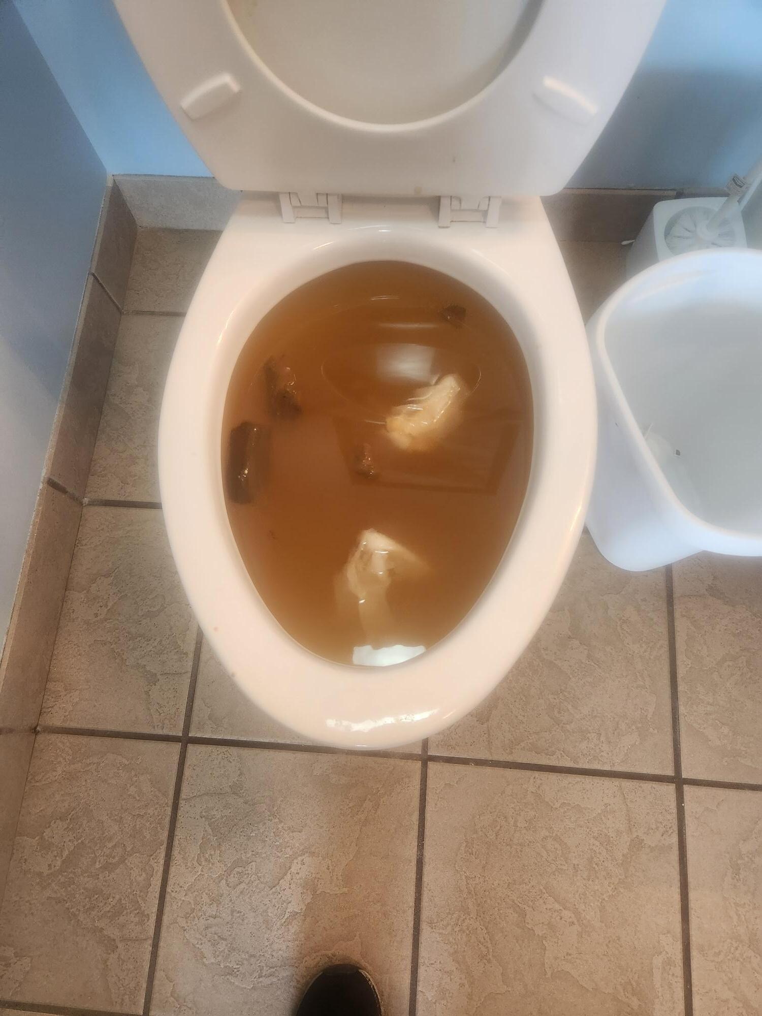 Isn't this  the most disgusting picture you've ever seen?. It was to me , and it definitely was not something I would have left behind. I felt insulted to receive this, I feel this is some sort of scam in order to keep part of the deposit. 