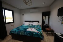 広くて明るい部屋