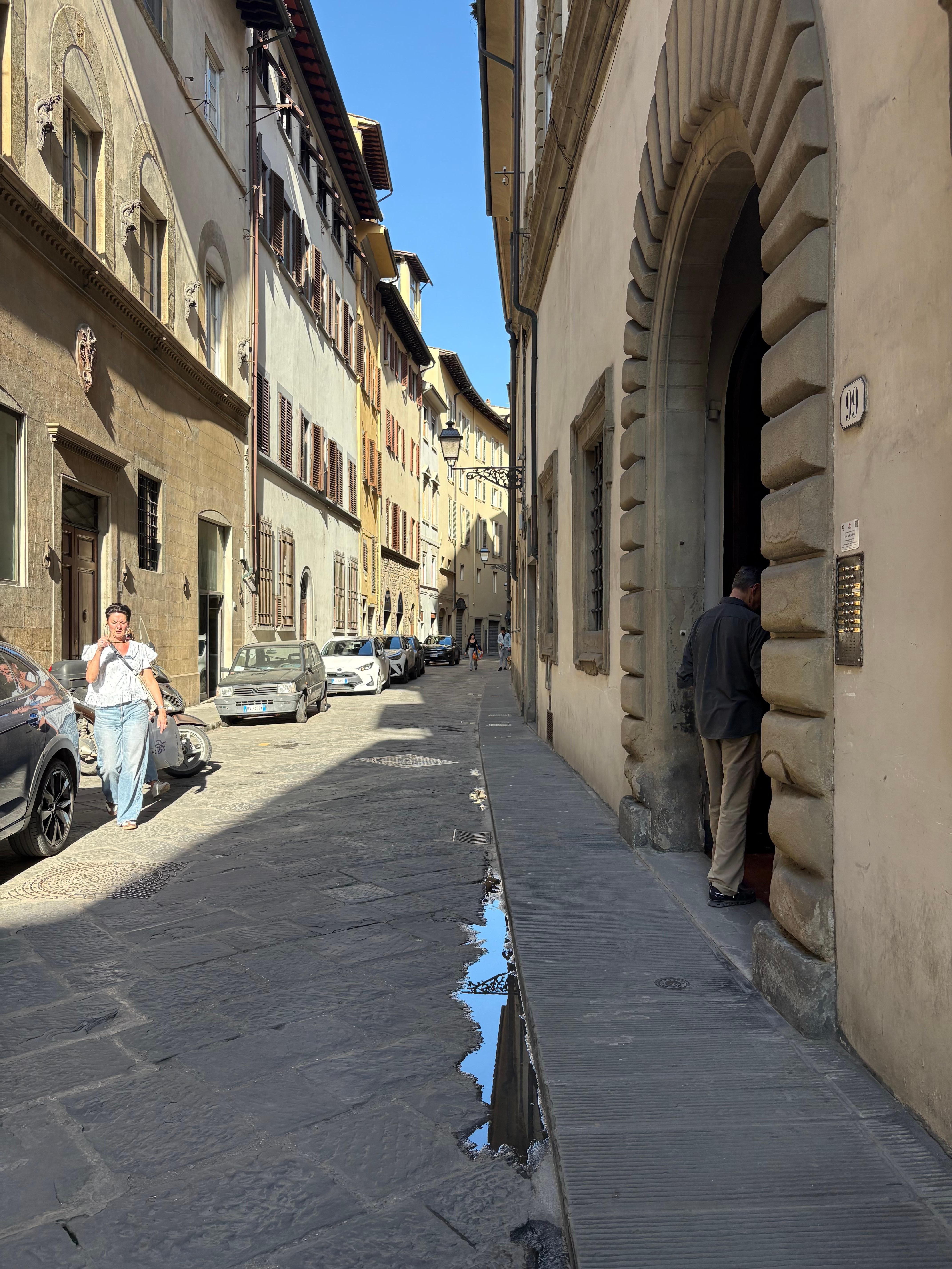 Family owned apartment in fantastic location.  Can walk to many important visitor sites 