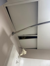 Open tiling in the bathroom