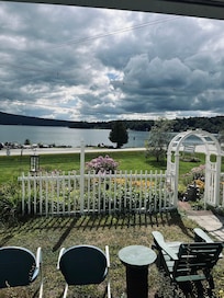 Amazing View of Lake Seymour!