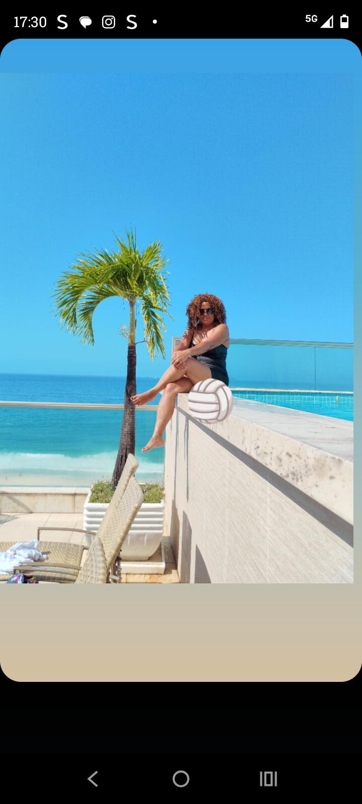 Maravilhosa piscina na cobertura 