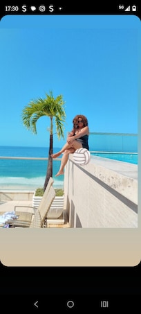 Maravilhosa piscina na cobertura