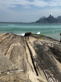 Walkable to the famous Arpoador Rock!