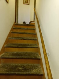 Die Treppe zu den Schlafzimmern