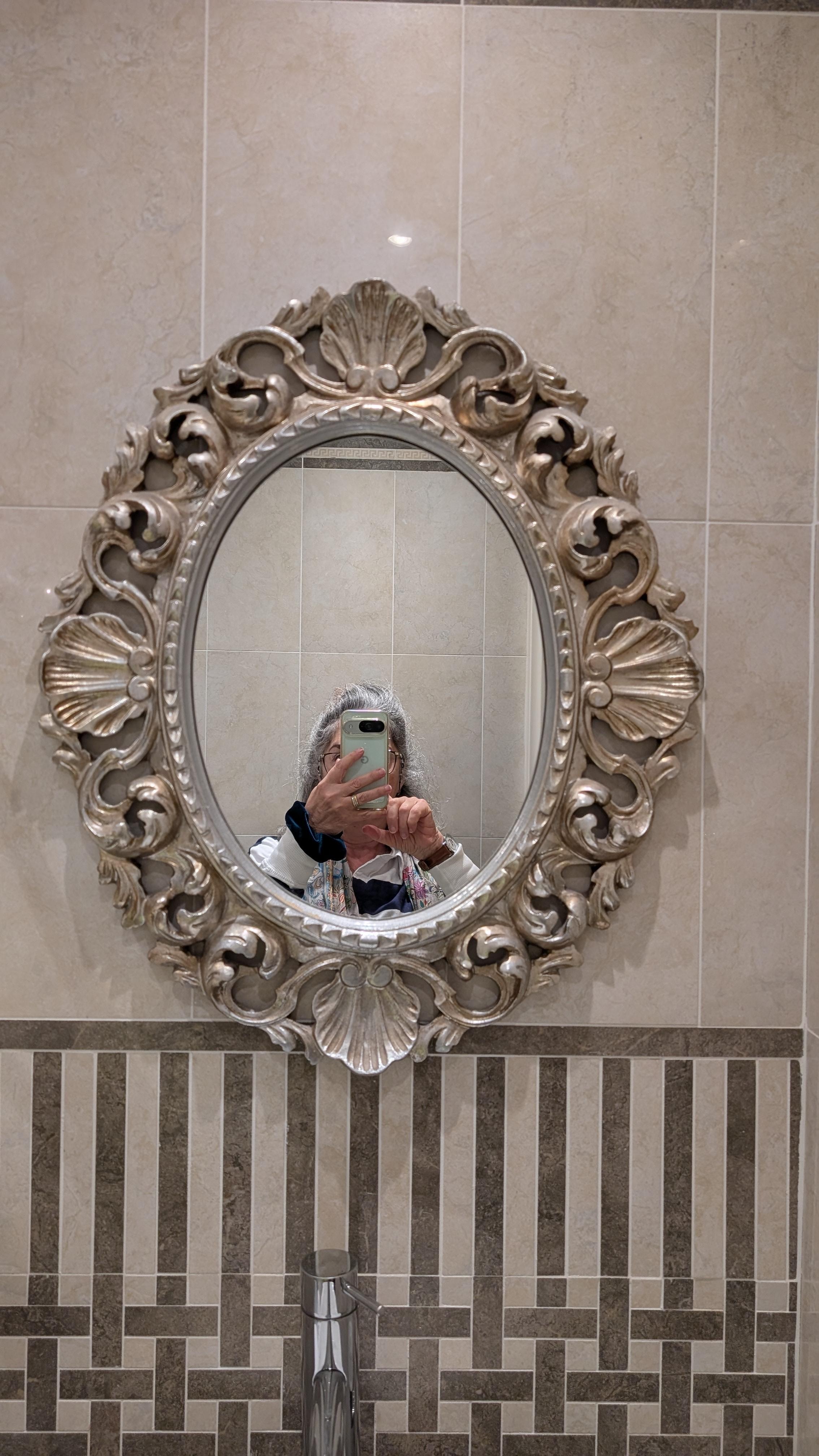 Pretty bathroom mirror