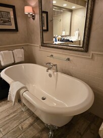 Soaker tub in the large bathroom.