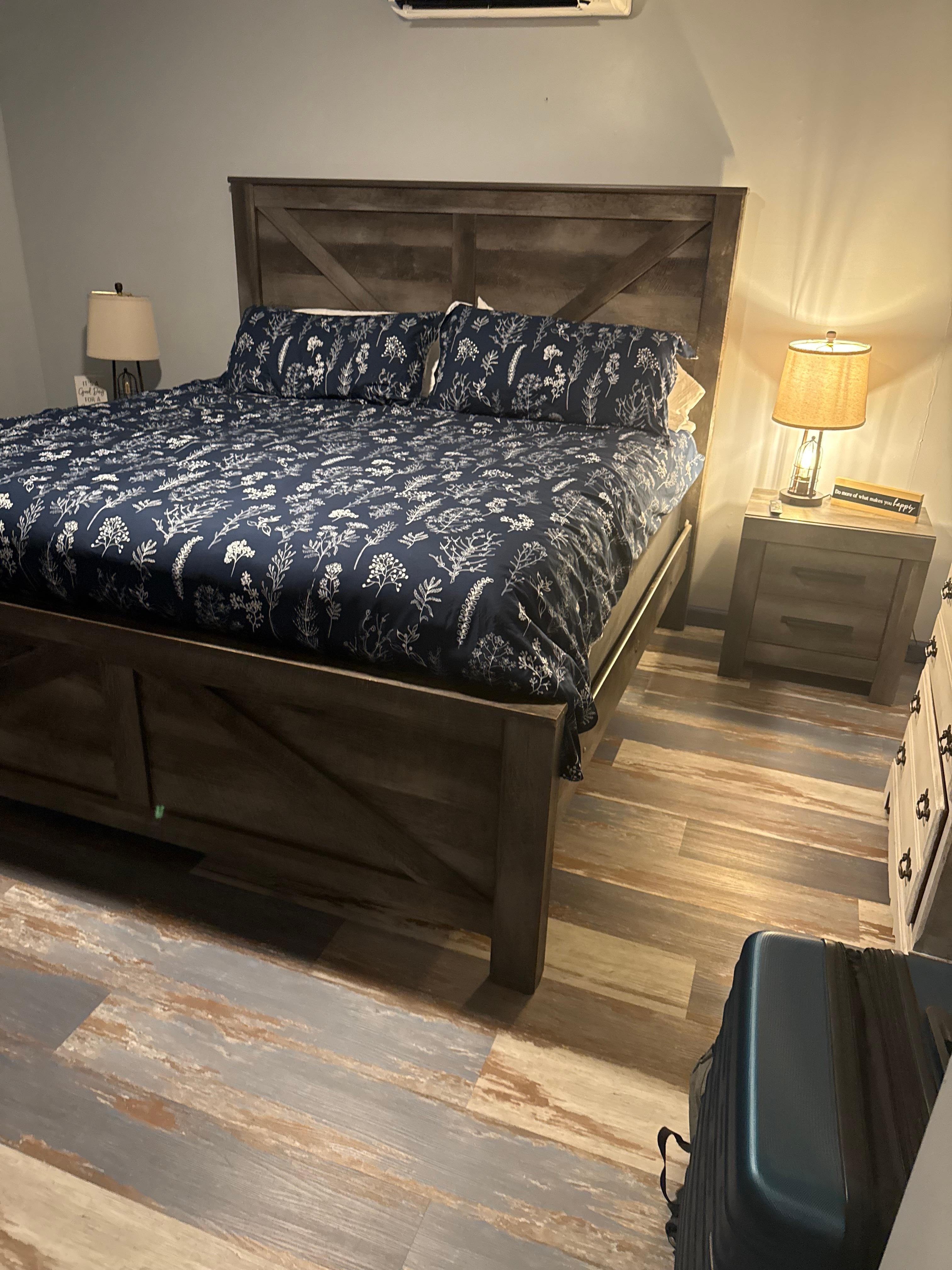 Plenty of space to spread out!!