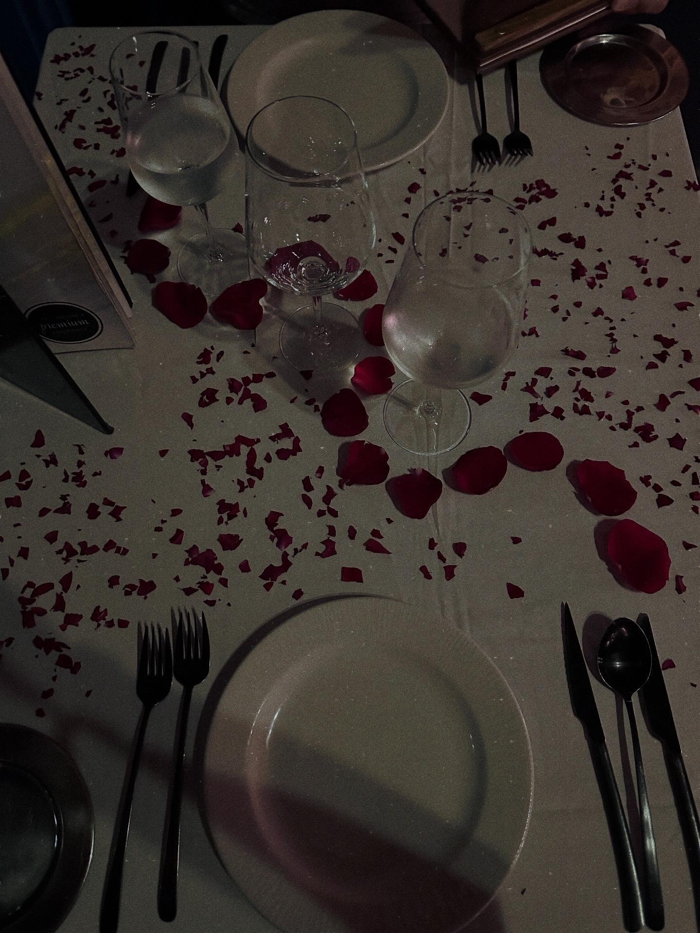 Expedia’s “Thank You” dinner setup.