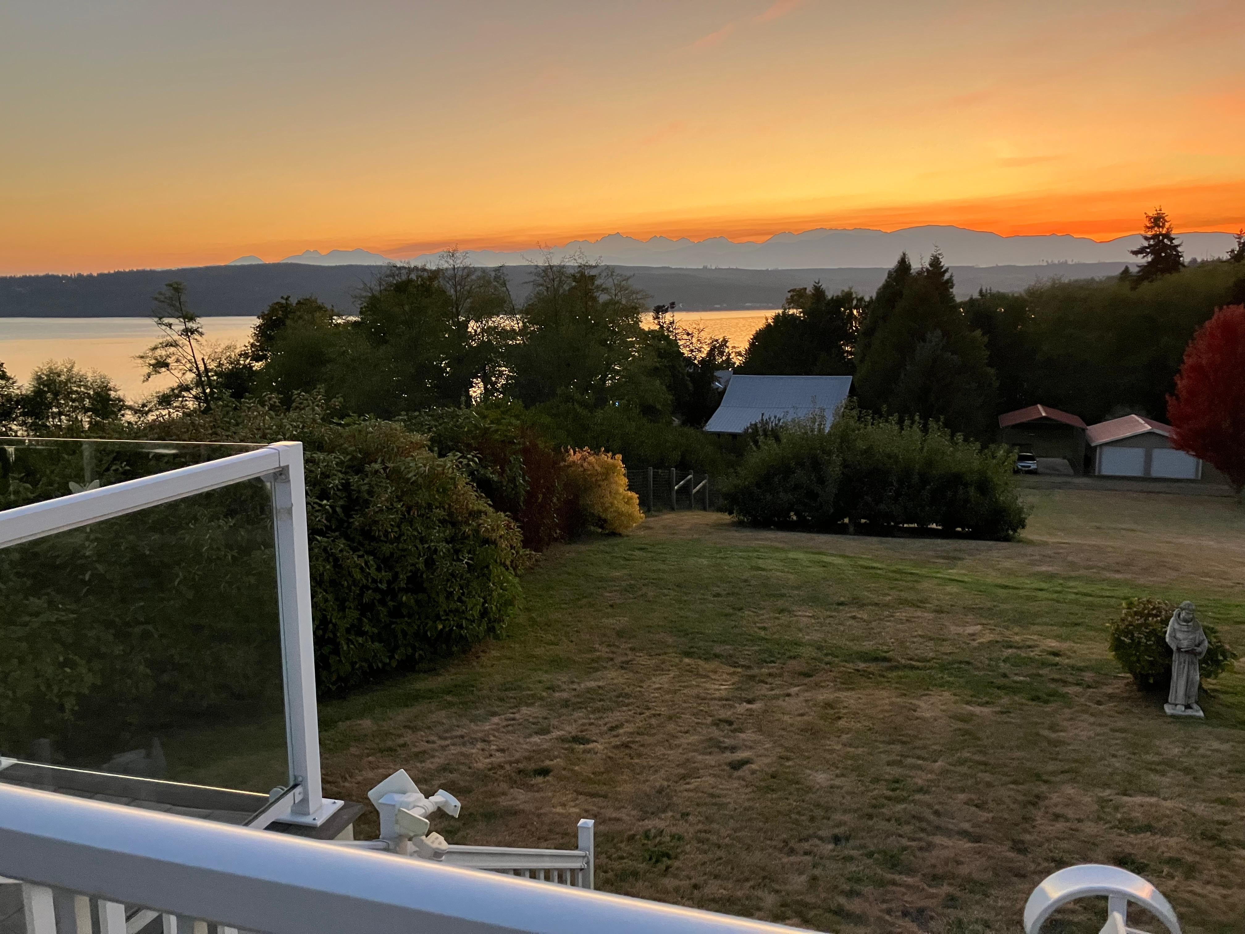 1670 backyard view in the evening. 