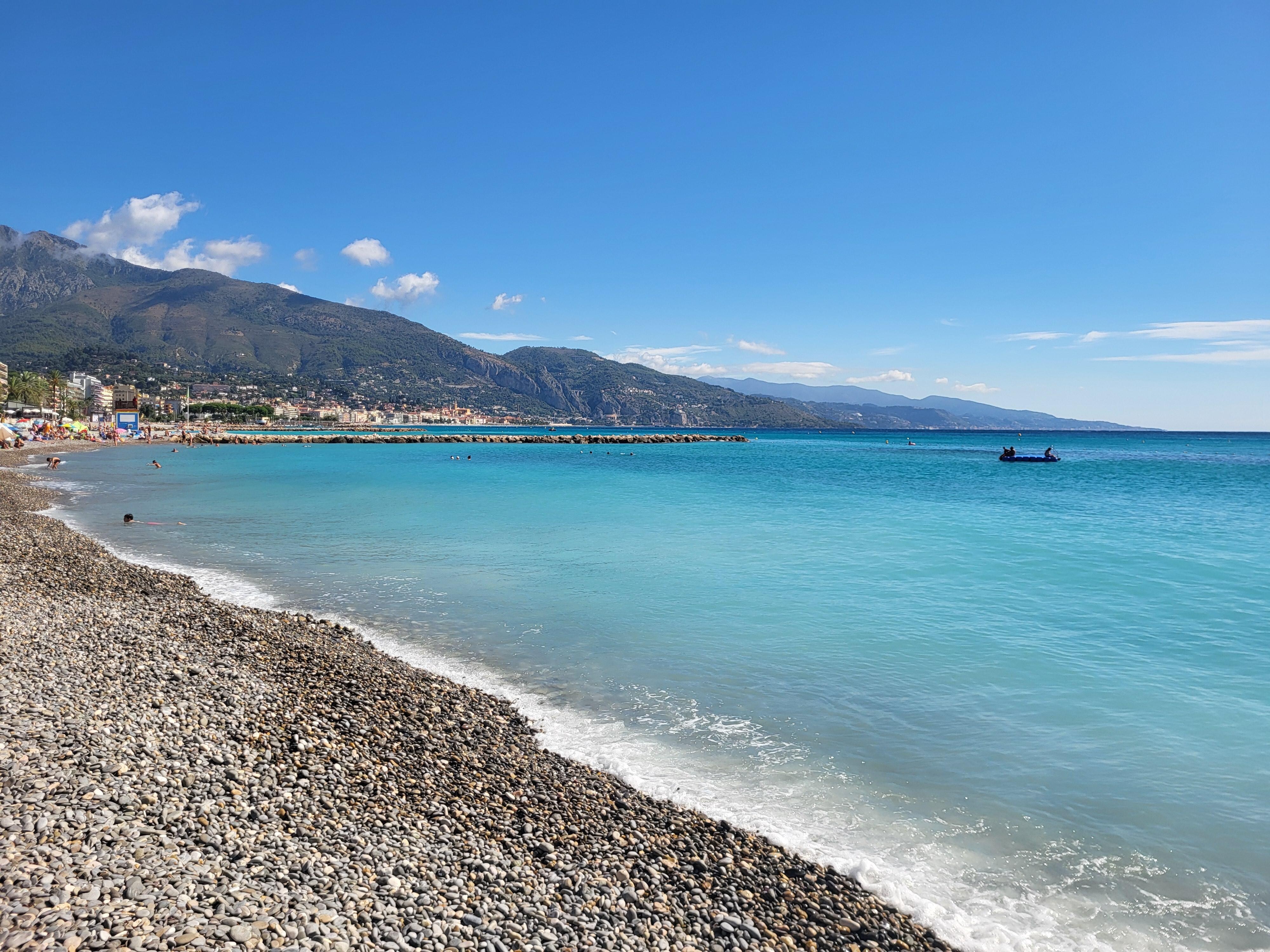 Steinstrand in Gehminuten