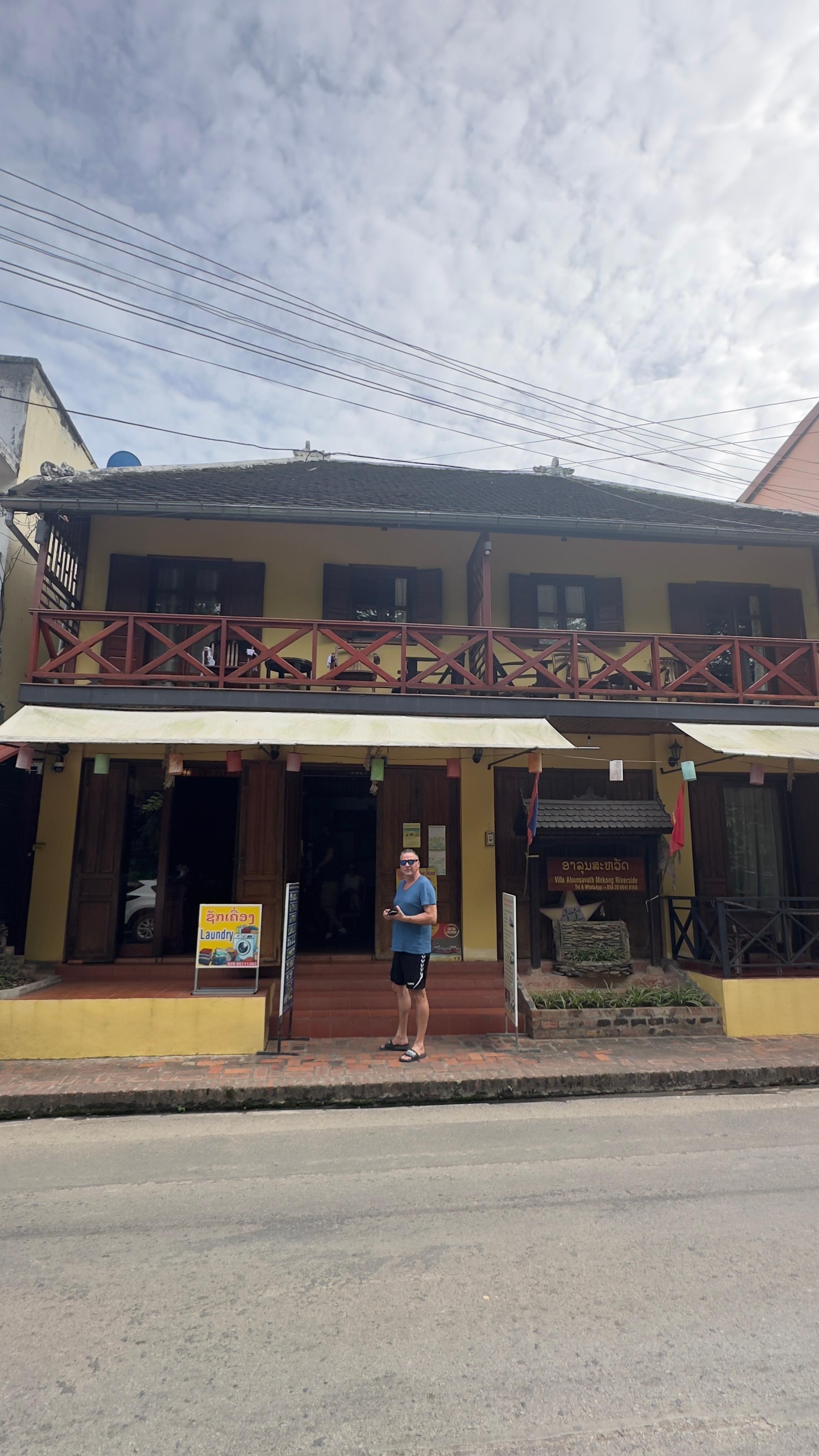 Blick von gegenüber. 