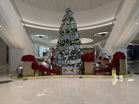 Christmas tree with roses