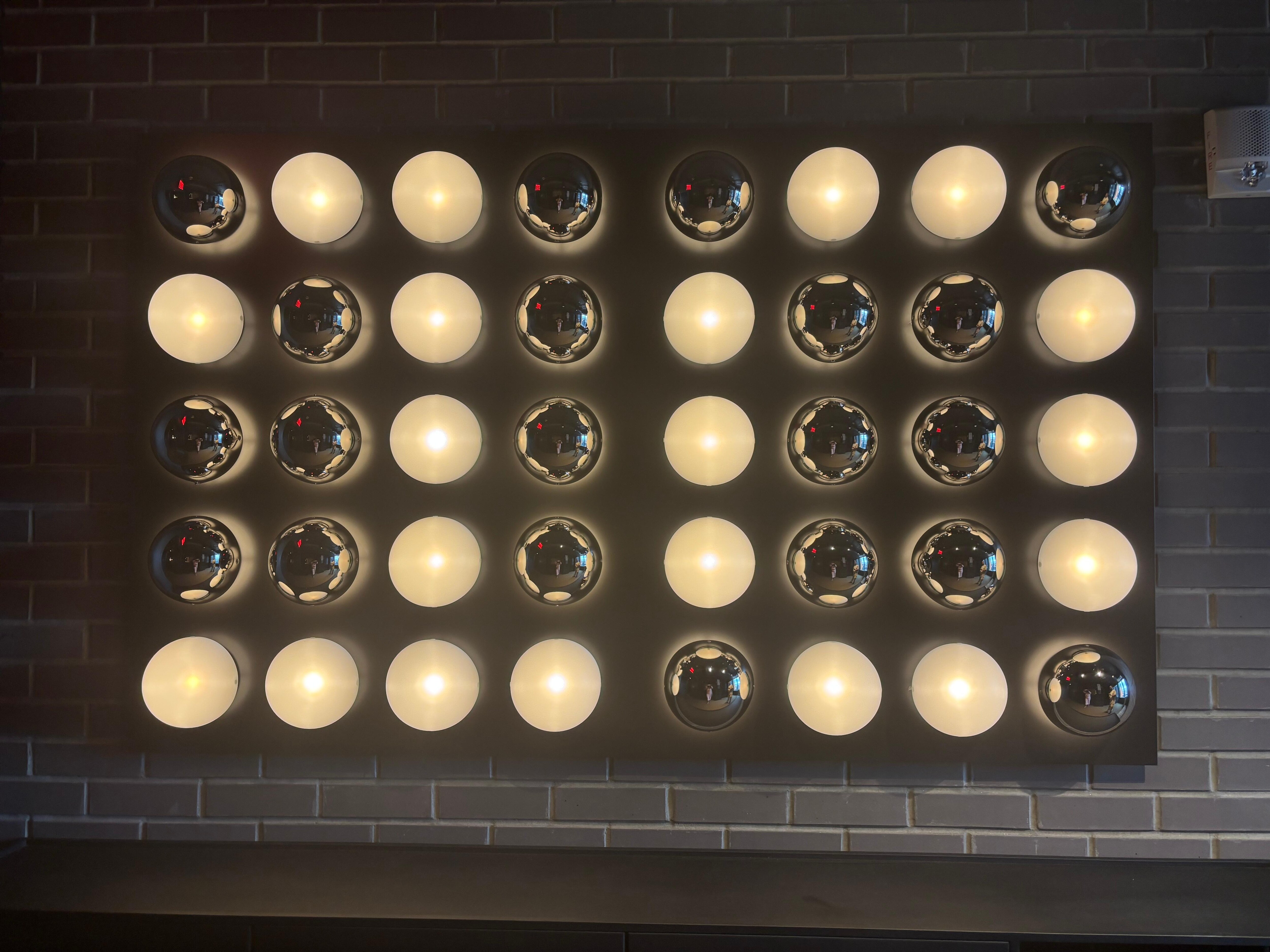 Vanity lights yesss