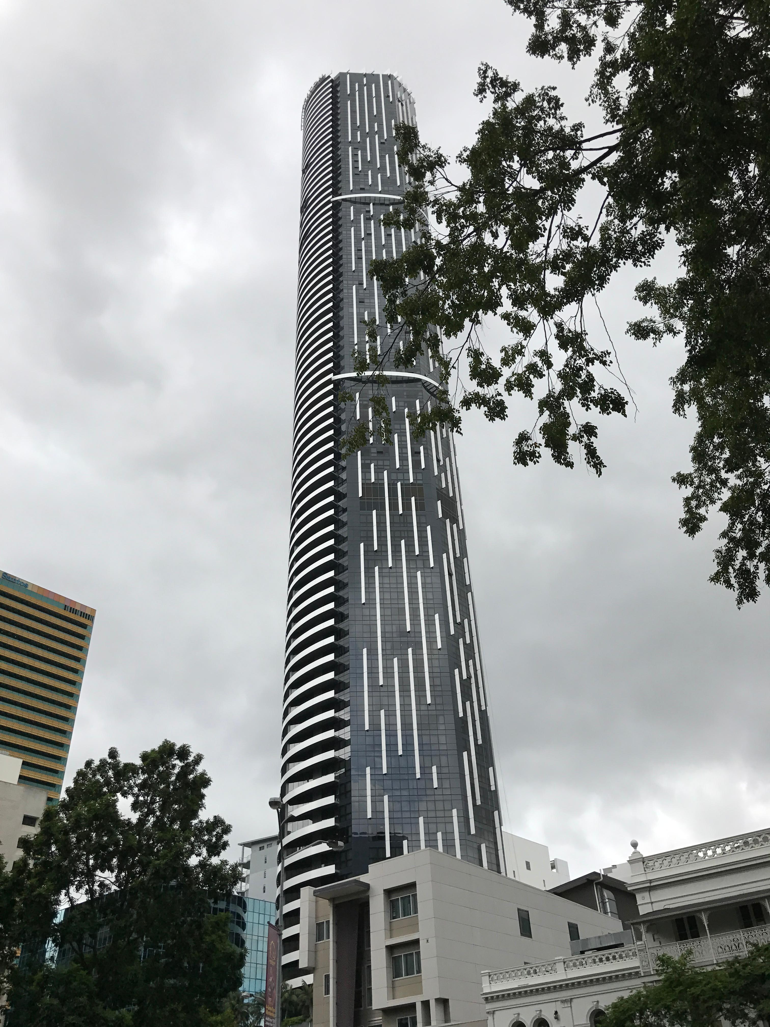 Meriton Suites Herschel Street Brisbane In Hotel Rates Meriton Serviced Apartments