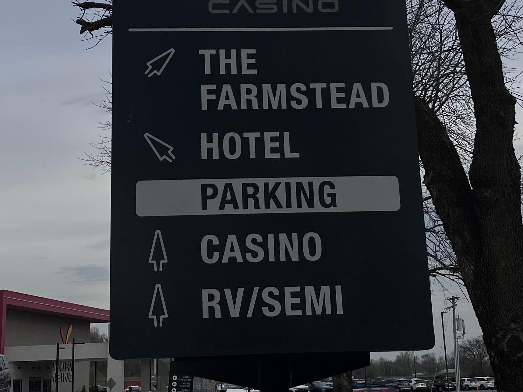 Arrows point in different directions for hotel.