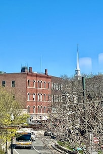 My room view - Harvard Yard is within your sight!
