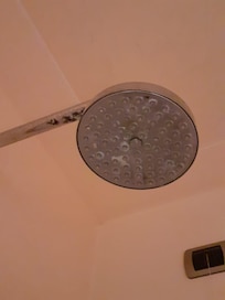 Pommeau douche Ă l'italienne