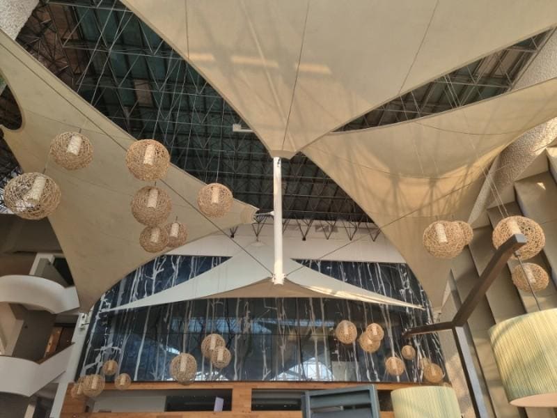 식당 천장 인테리어 