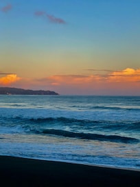 Only a 5-min walk to the beach.
