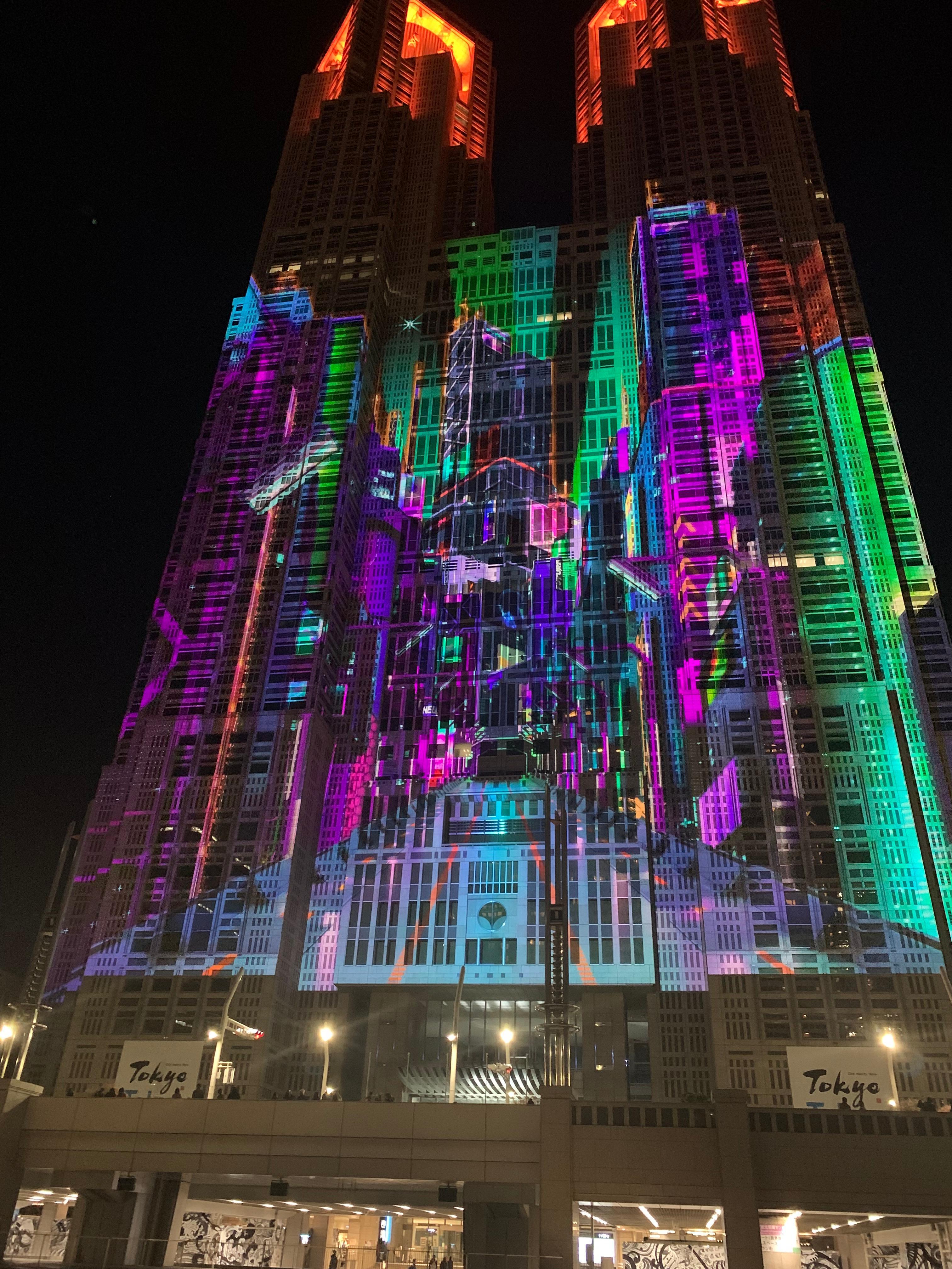 Night time light show at Tokyo Metropolitan Building