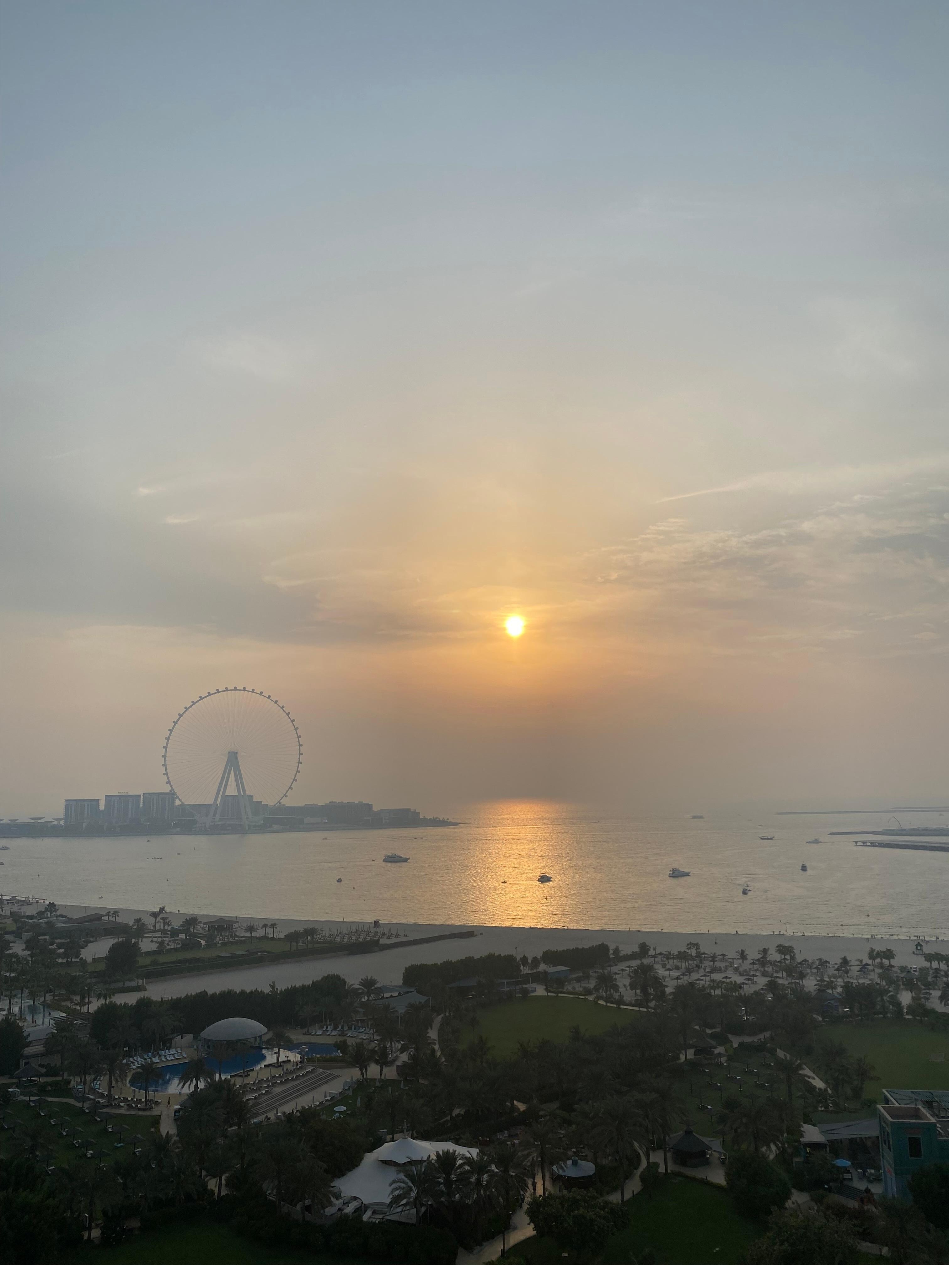 Me hace soñar cada puesta de sol desde el balcón!