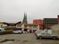 Genügend Hotelparkplatz