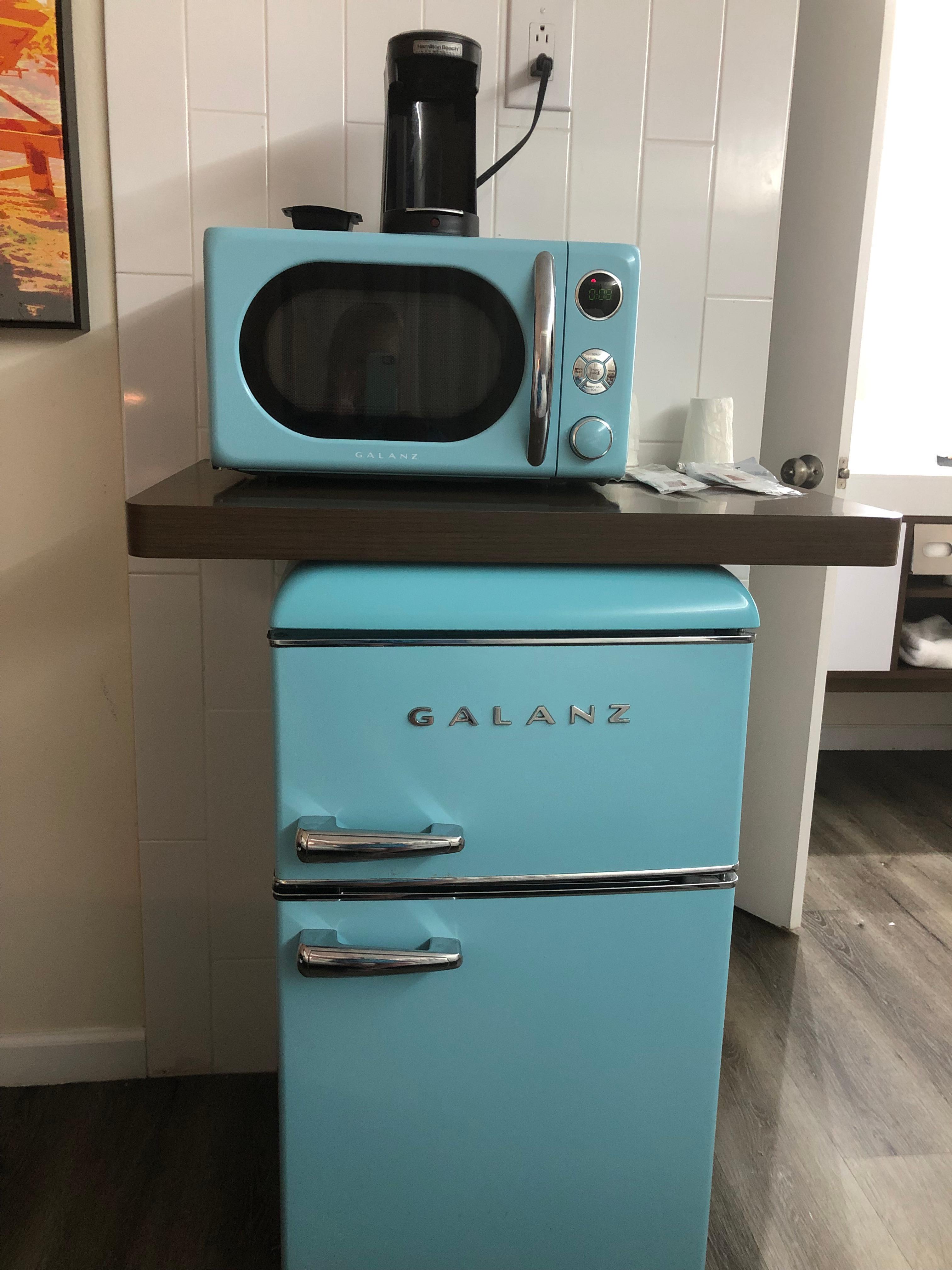 Retro fridge/microwave