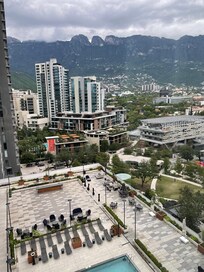 Amazkng views from our room on floor 7th .