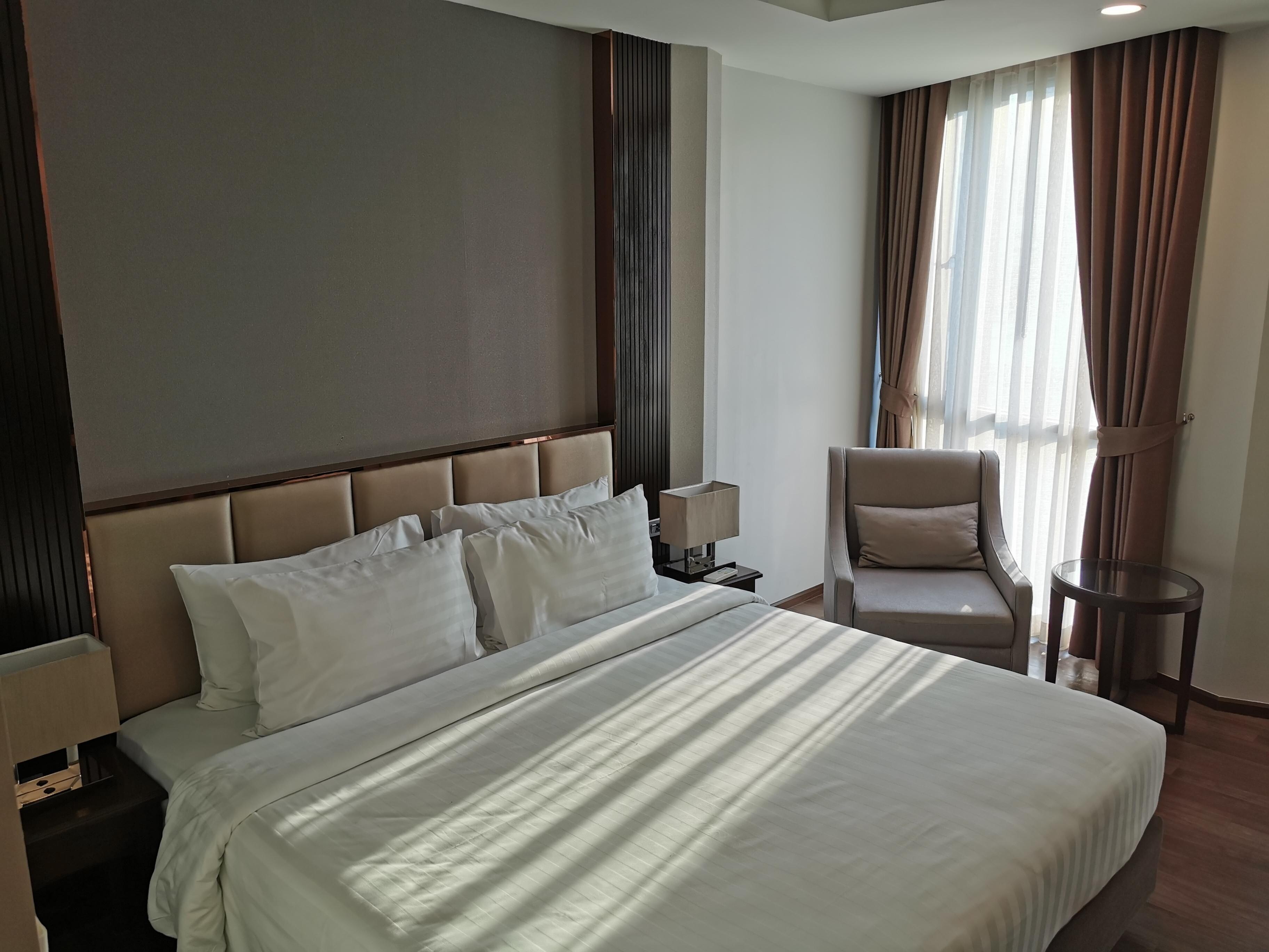 Huone 502, 5.kerros.