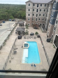 Nice patio and pool w grill