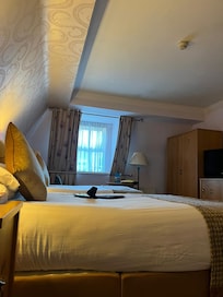 Spacious bedroom