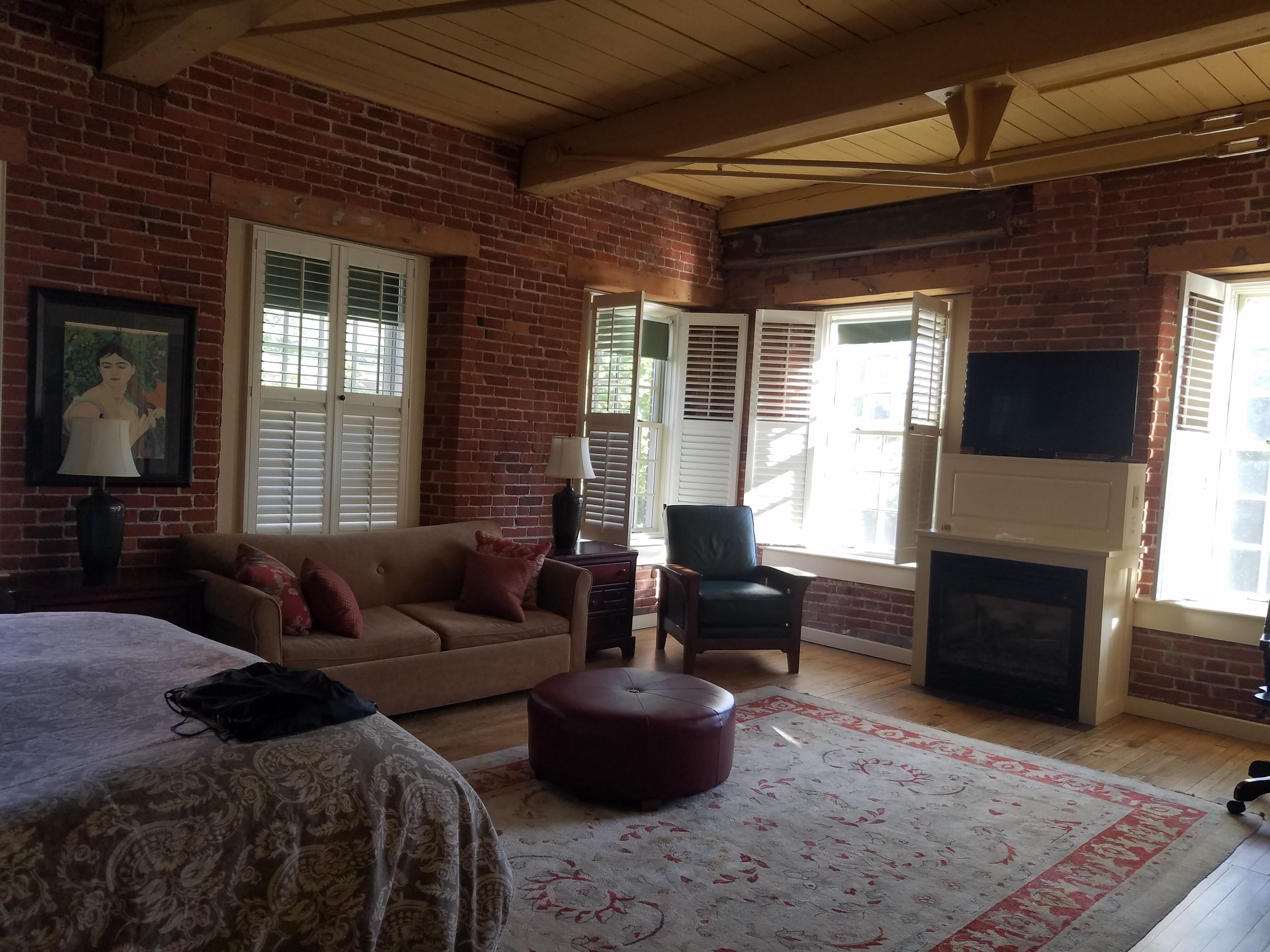 Very homey and comfy