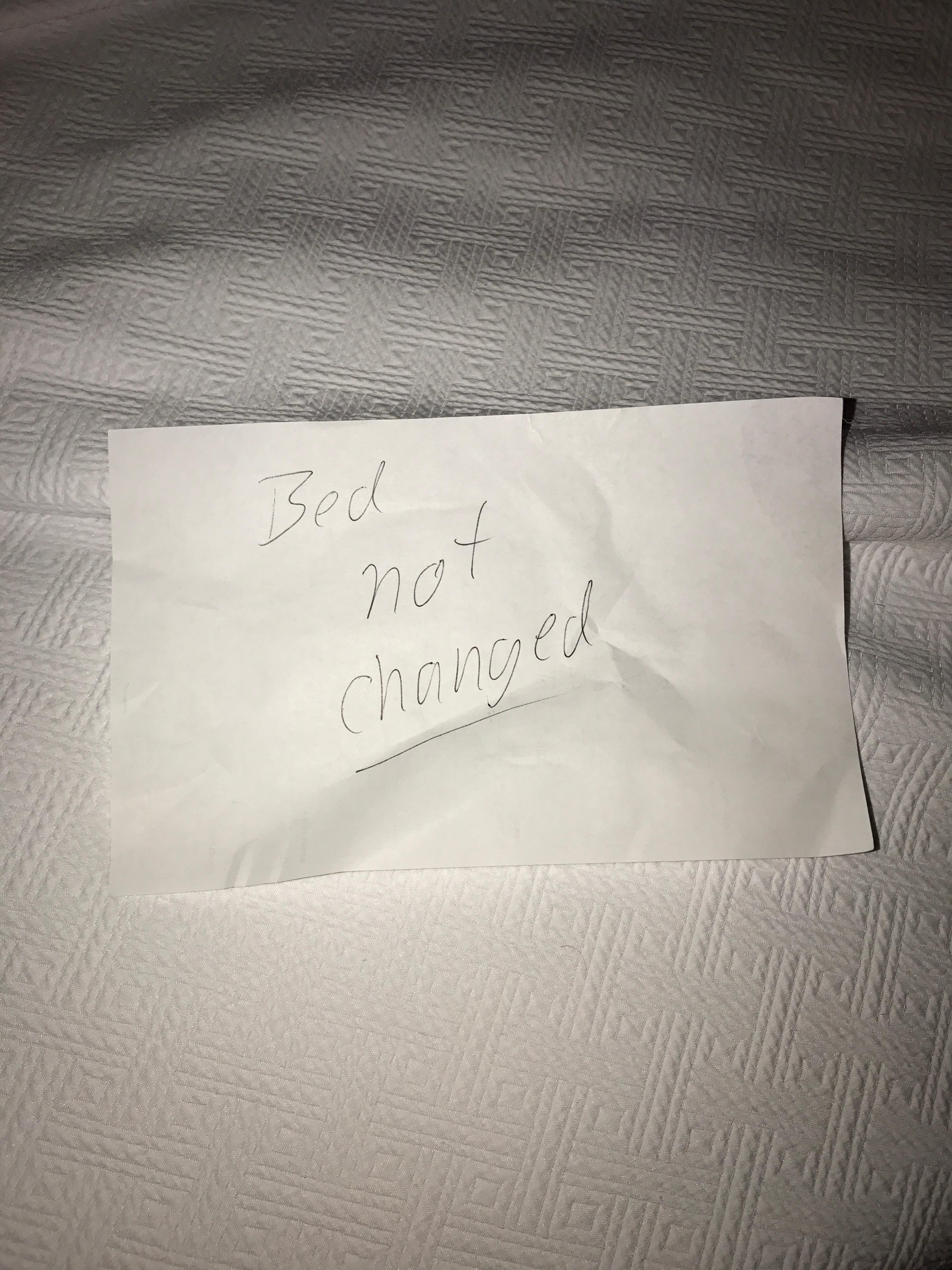 Note left in sheets by last guest - Disguting!