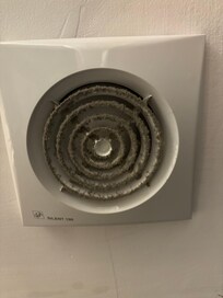 Extractor fan in the bathroom