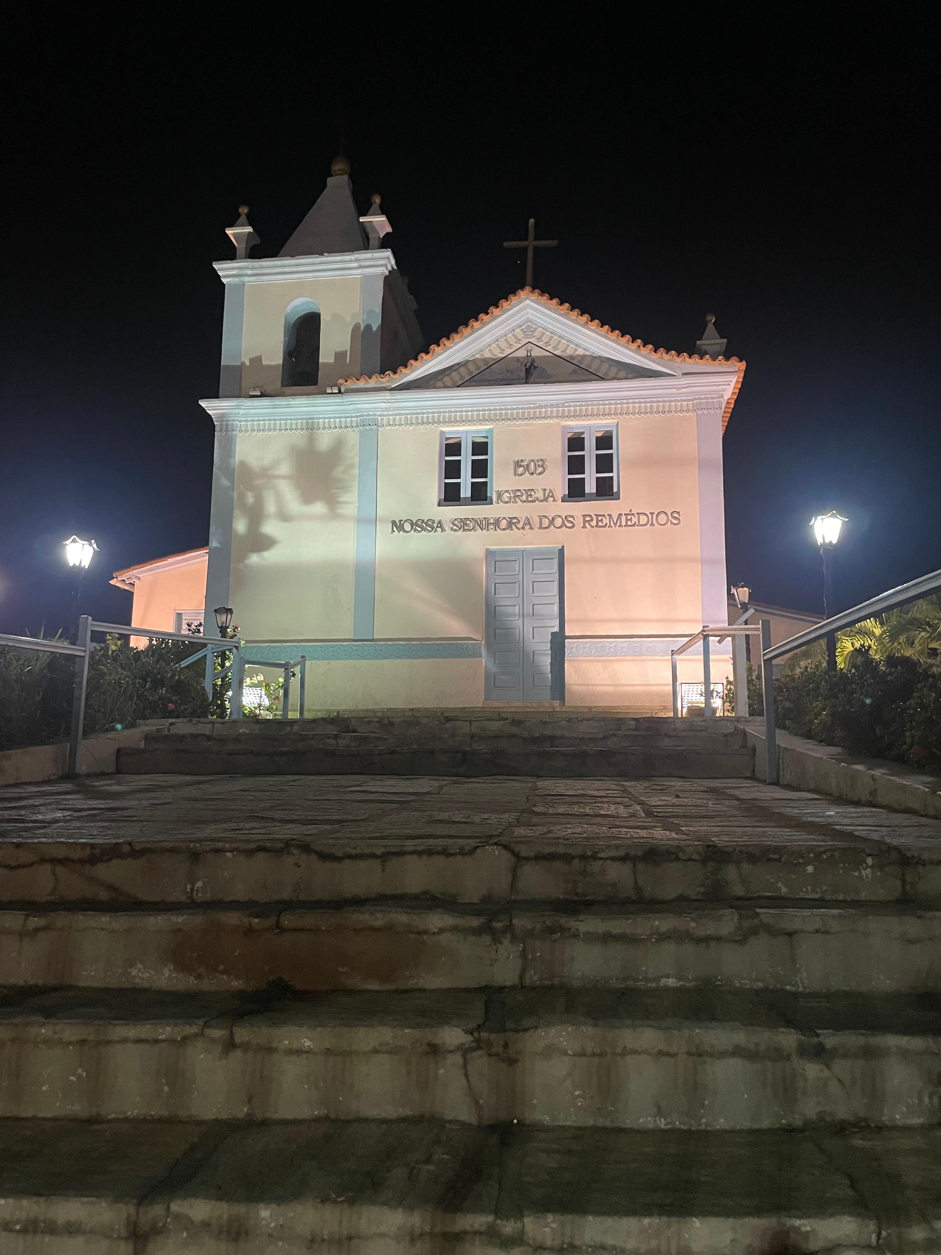 Bem ao lado da Igreja DS Remédios