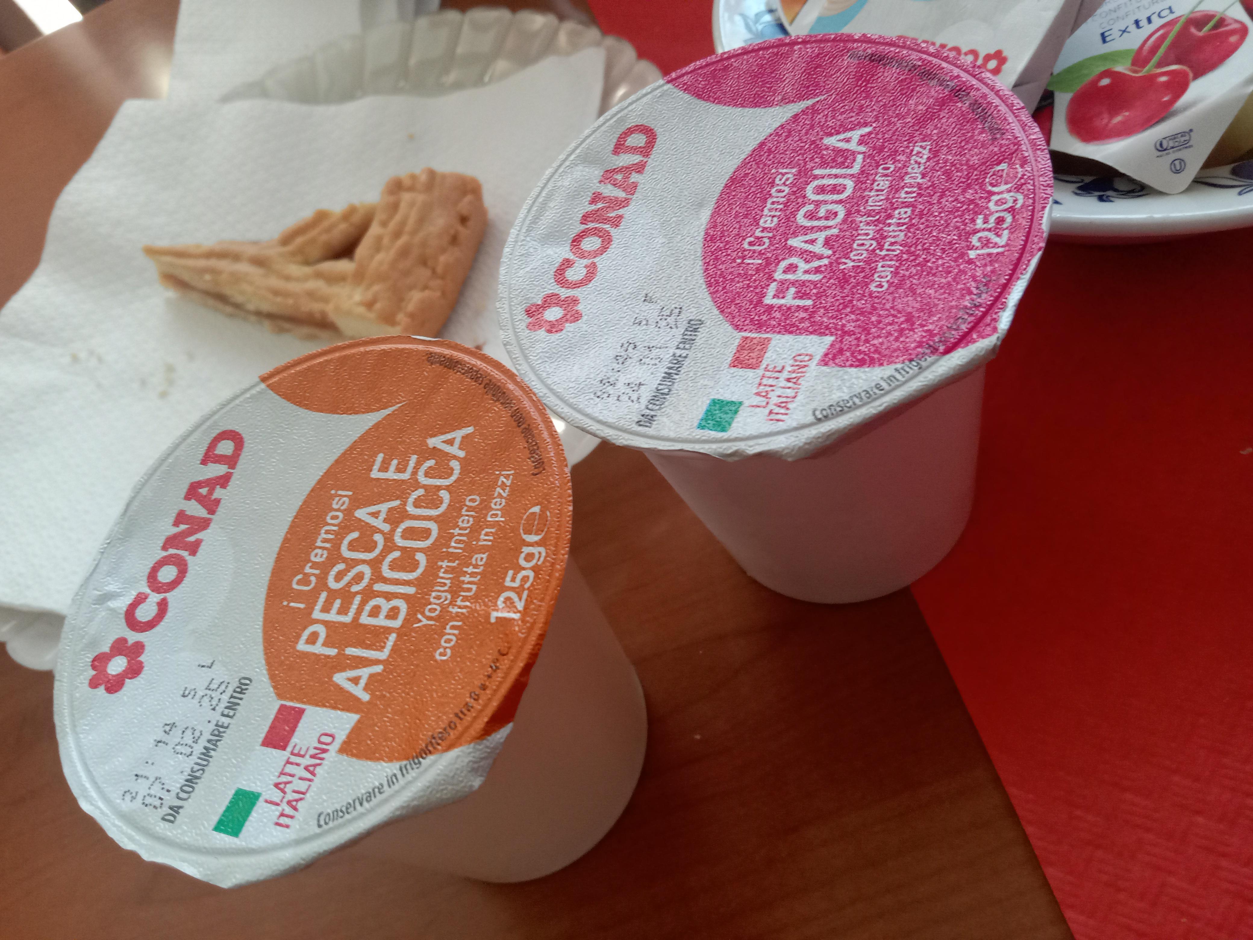 Yogurt sa colazione scaduti 