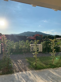 Vue de l’appartement ! Pas des plus top !!
