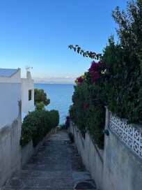 Trappor ner till havet