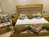 Primary bed