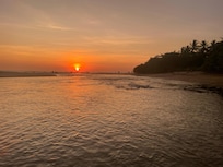 Por do sol em frente do hotel