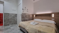 Quarto com wc grande