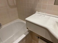 bagno da ristrutturare