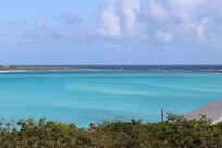Vorgelagerte Inseln schützen die Lochabar bay