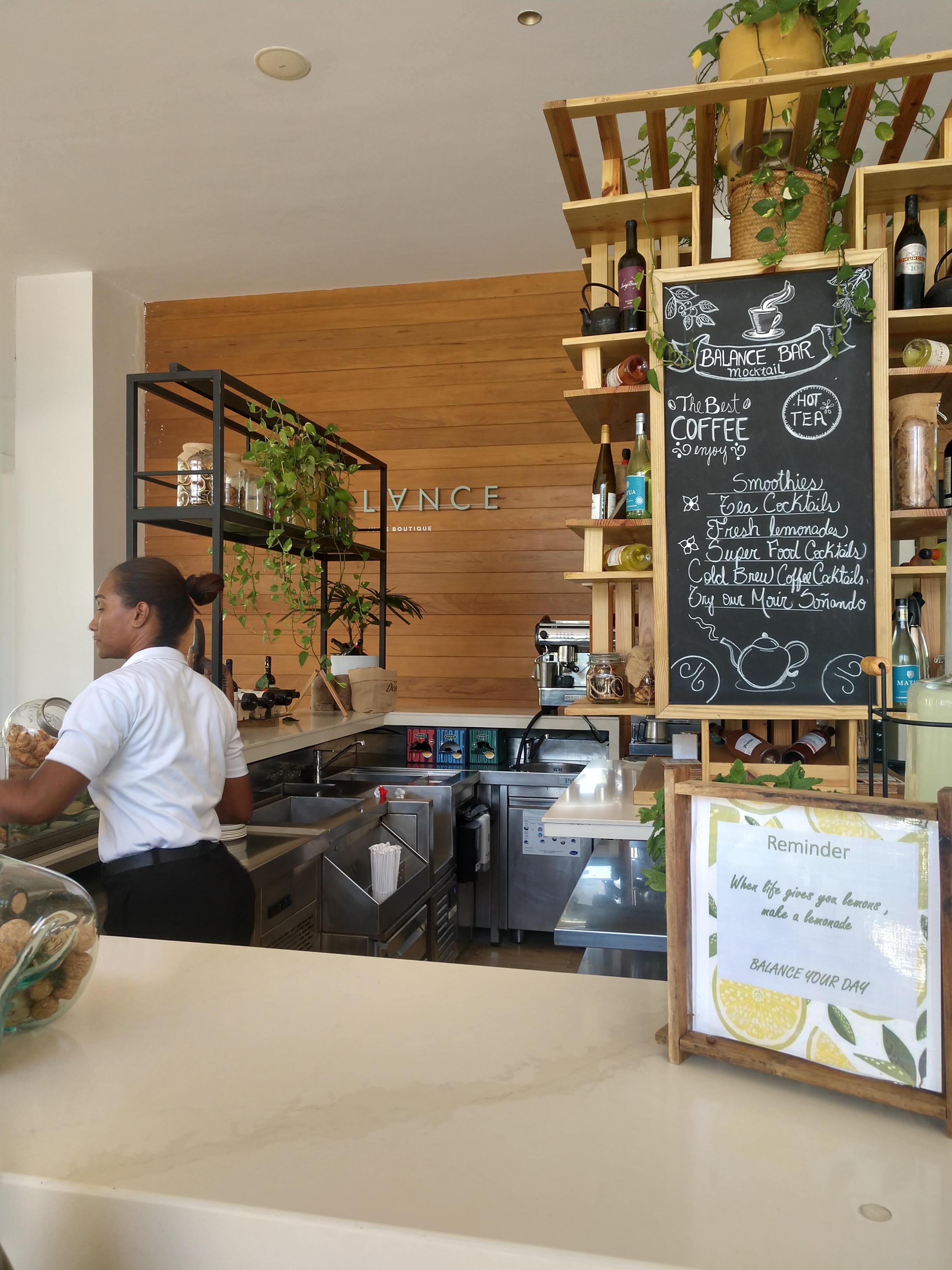 Balance bar / coffee shop part of all inclusive
